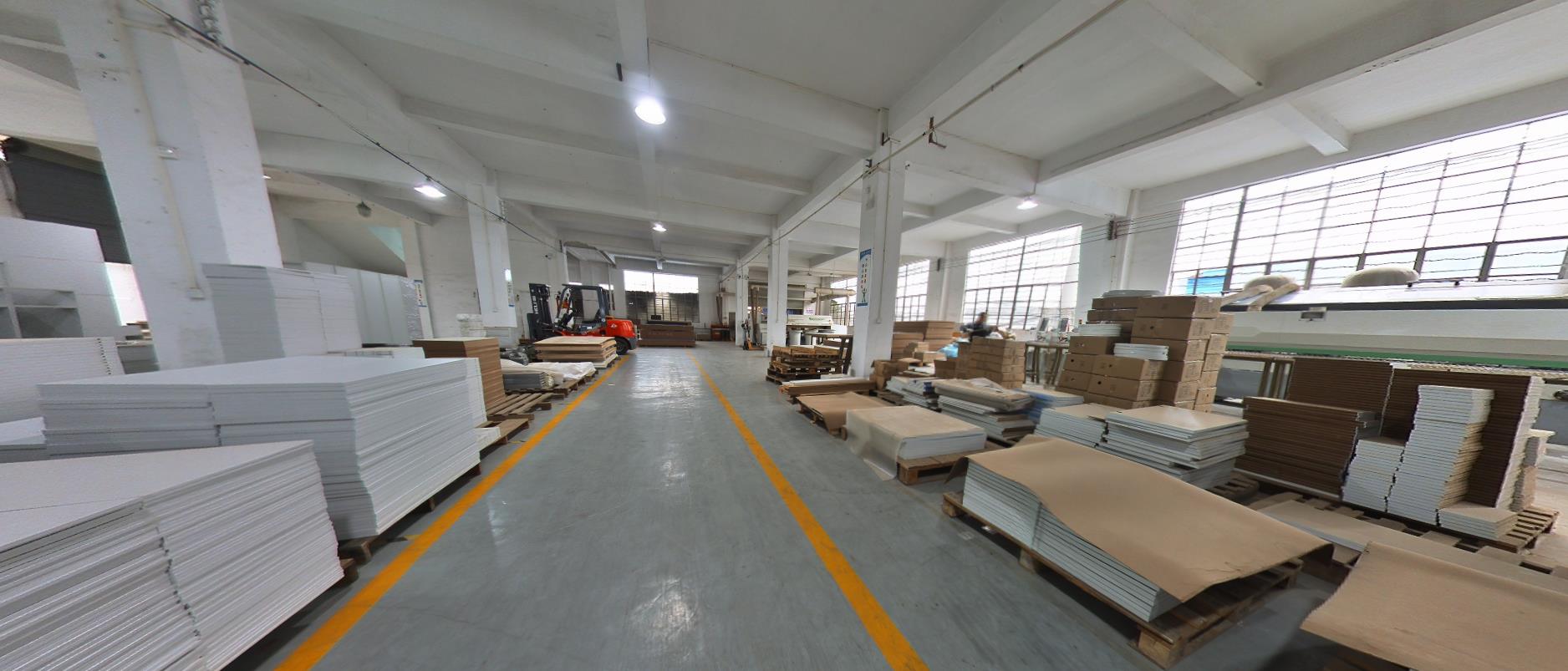 Lab Furniture Factory Wooden Board Process Workshop